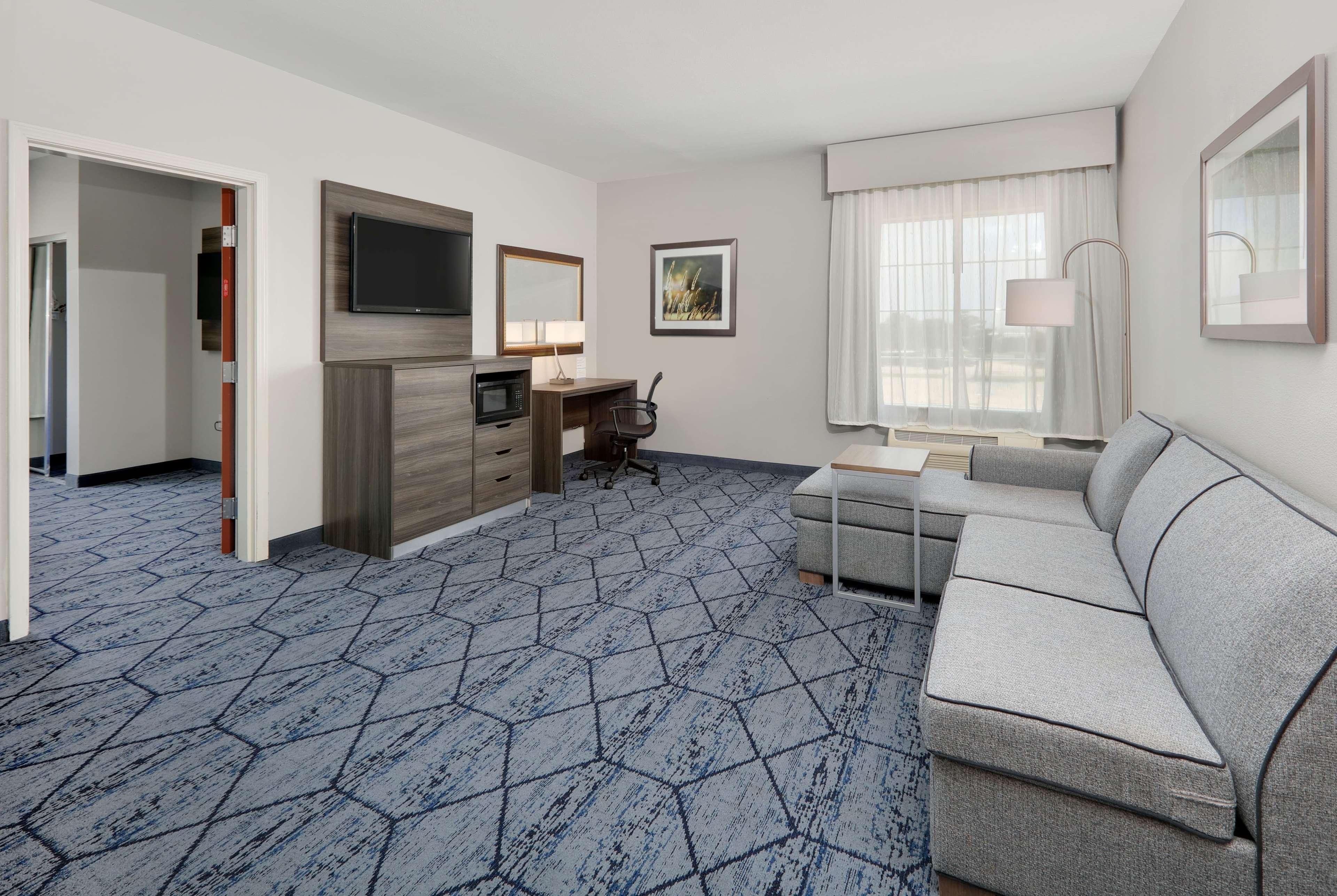 La Quinta By Wyndham Denton - University Drive Extérieur photo