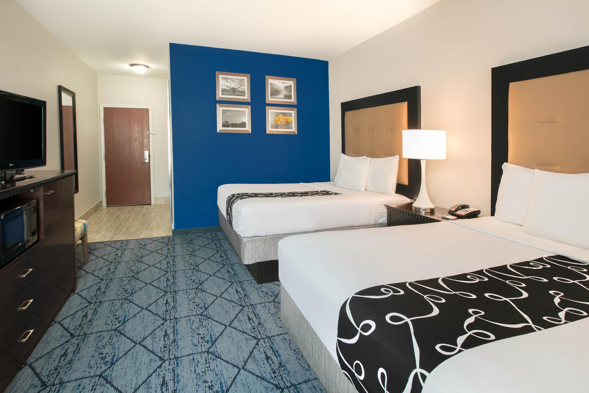 La Quinta By Wyndham Denton - University Drive Extérieur photo