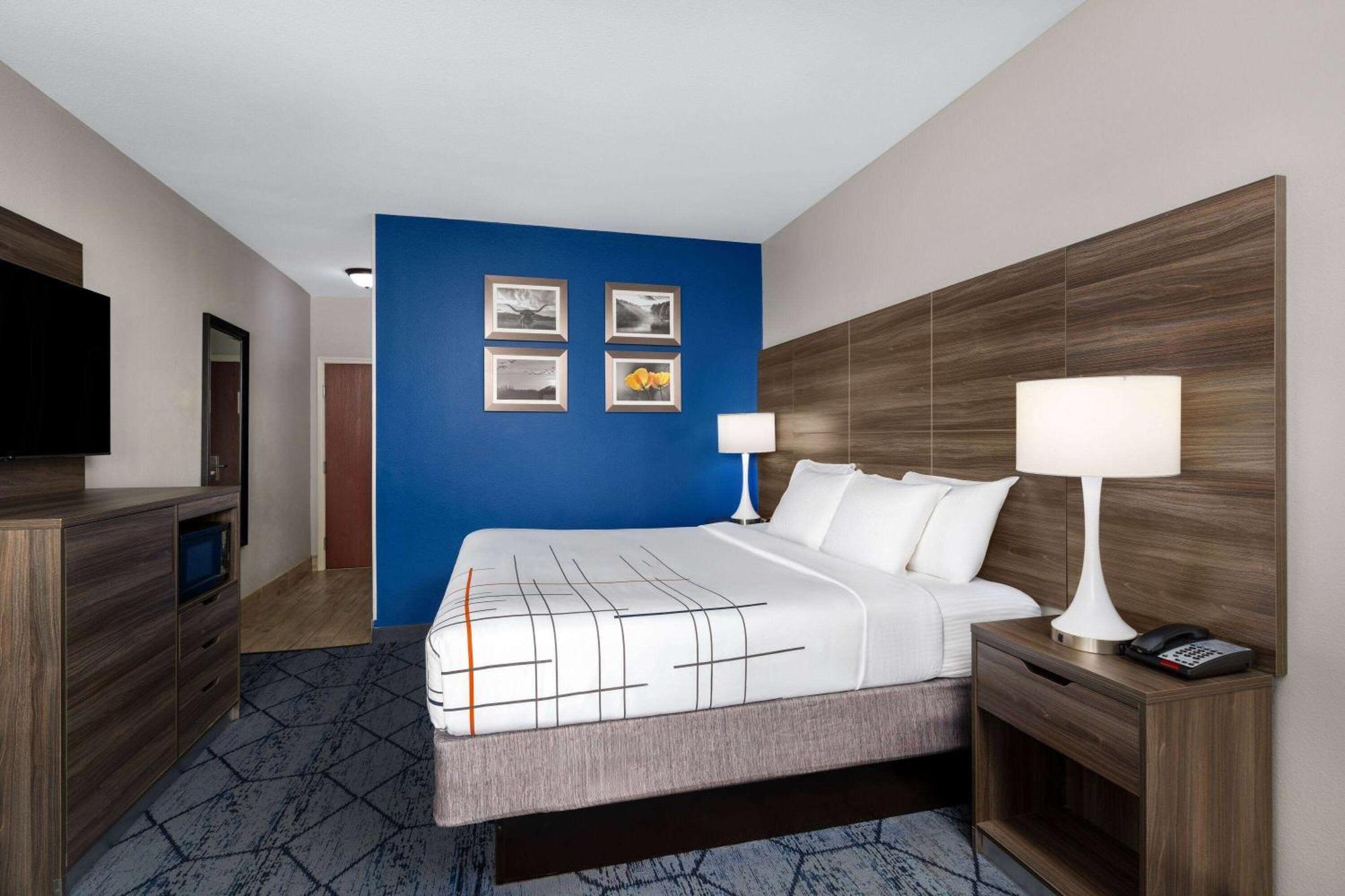 La Quinta By Wyndham Denton - University Drive Extérieur photo
